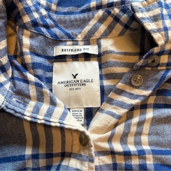 American Eagle Small Blue and White Cream Plaid Flannel Plus Free Scarf - Picture 2 of 10